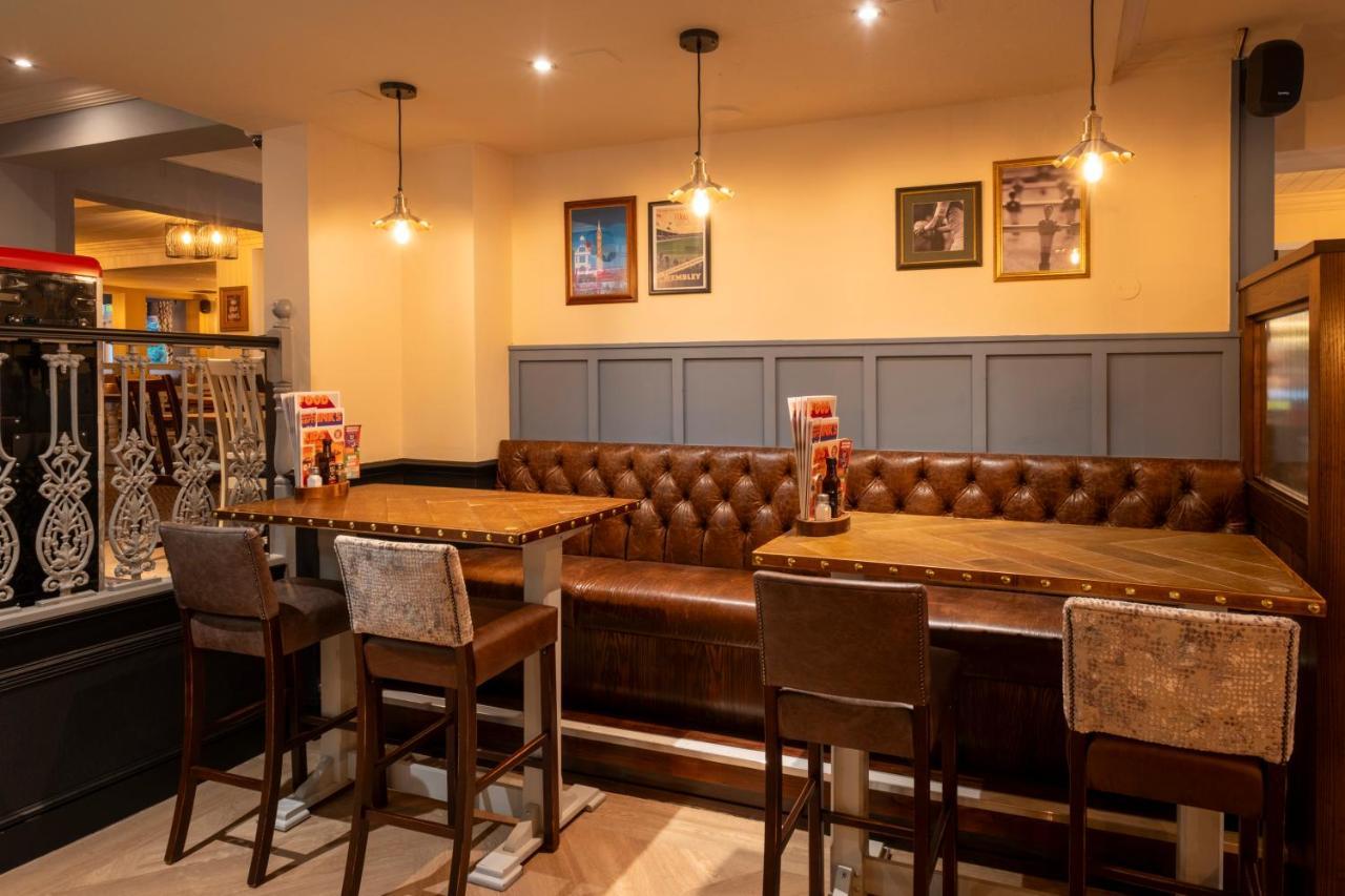 Hotel Charnwood Arms à Coalville Extérieur photo