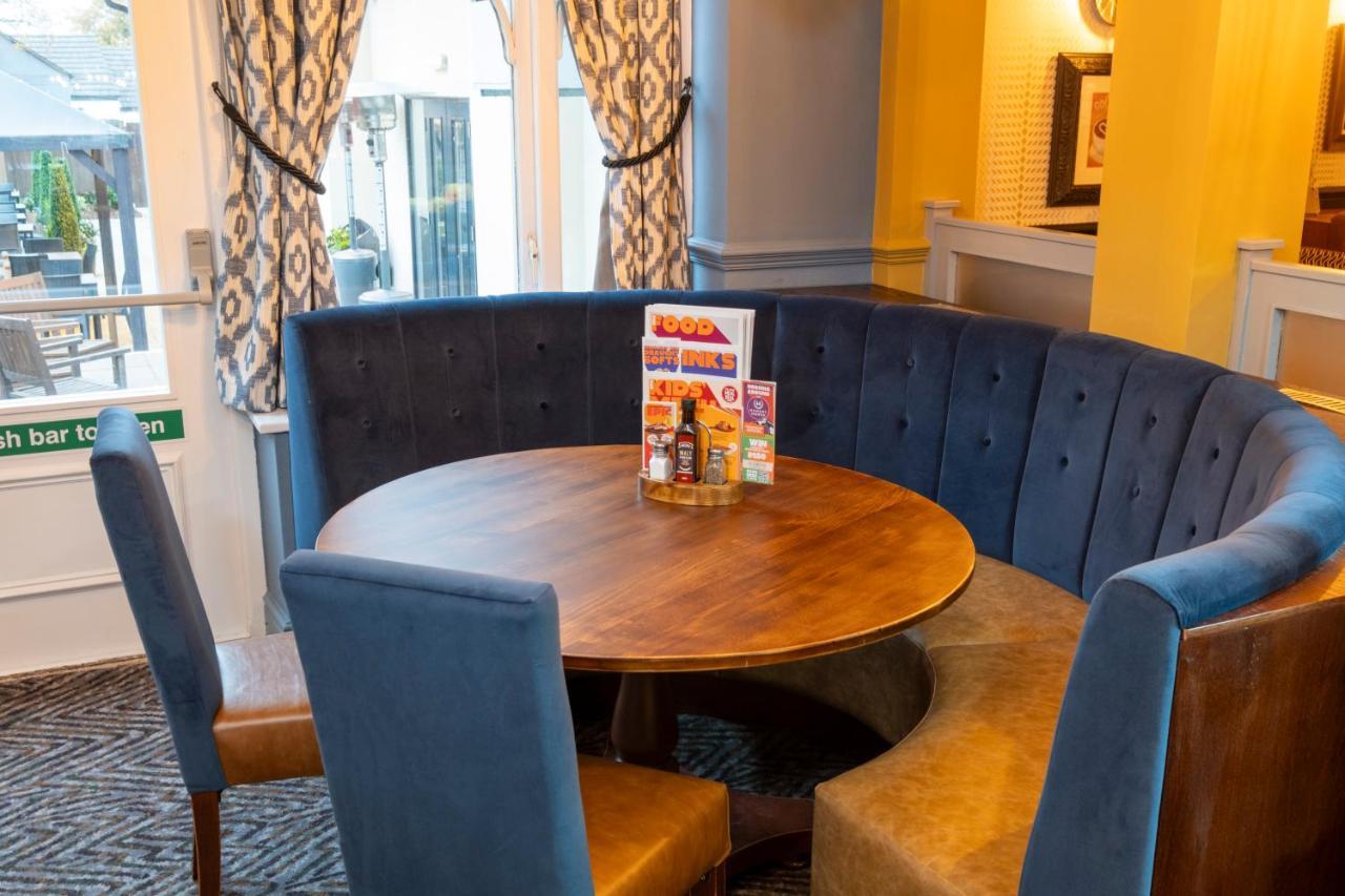 Hotel Charnwood Arms à Coalville Extérieur photo