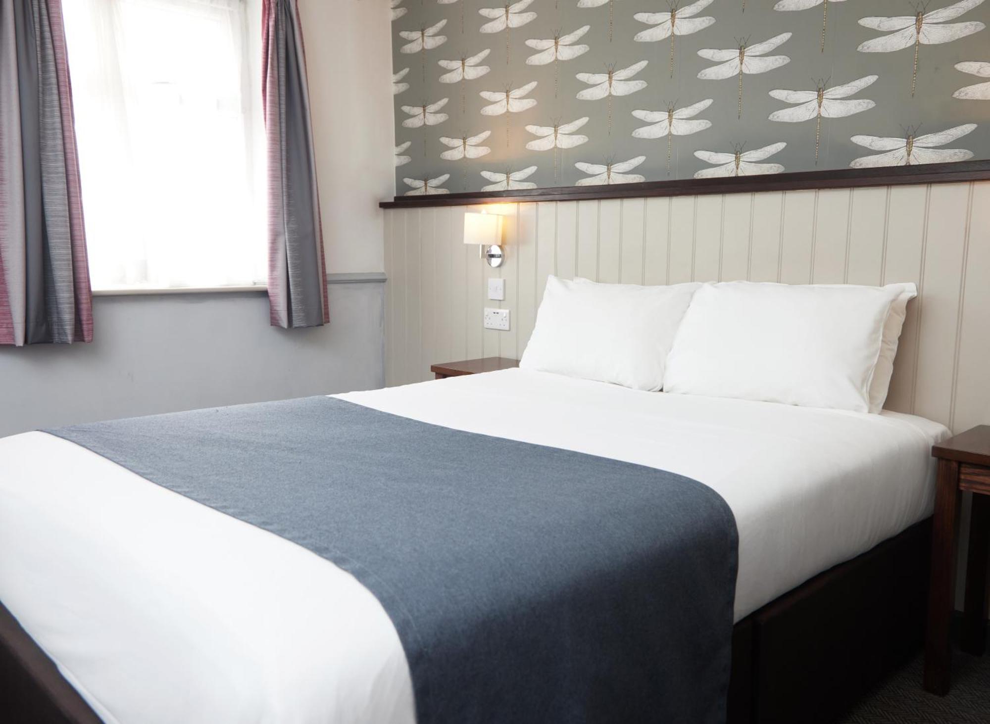 Hotel Charnwood Arms à Coalville Extérieur photo