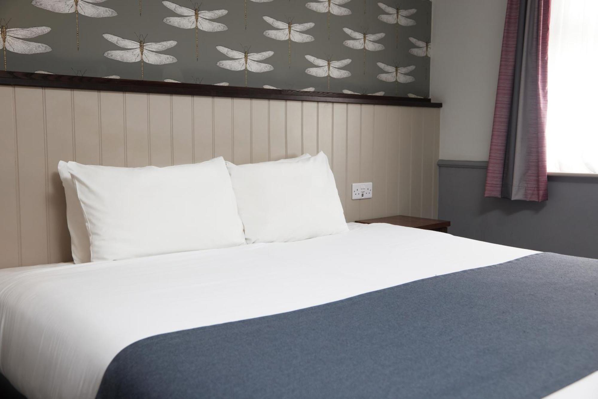 Hotel Charnwood Arms à Coalville Extérieur photo