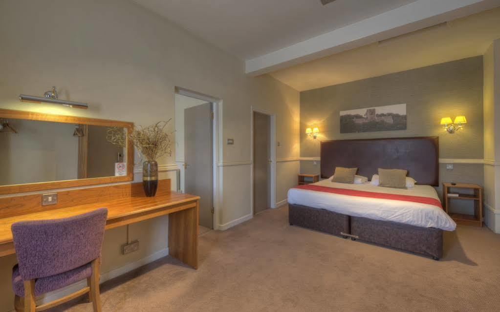 Hotel Charnwood Arms à Coalville Extérieur photo